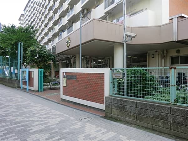 第三大島幼稚園まで約341m
