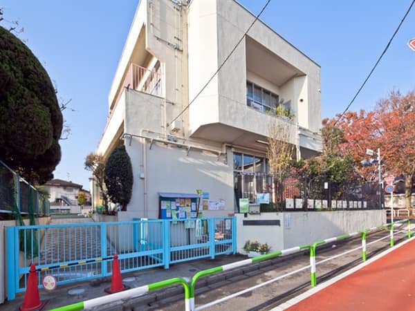 中町幼稚園まで約607m