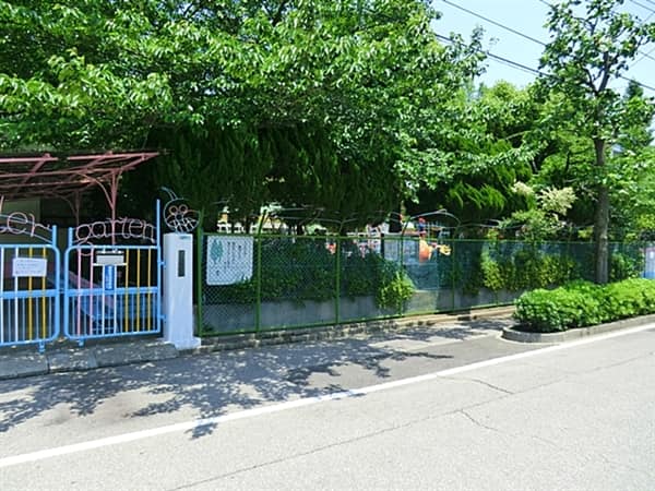 東小松川幼稚園まで約281m