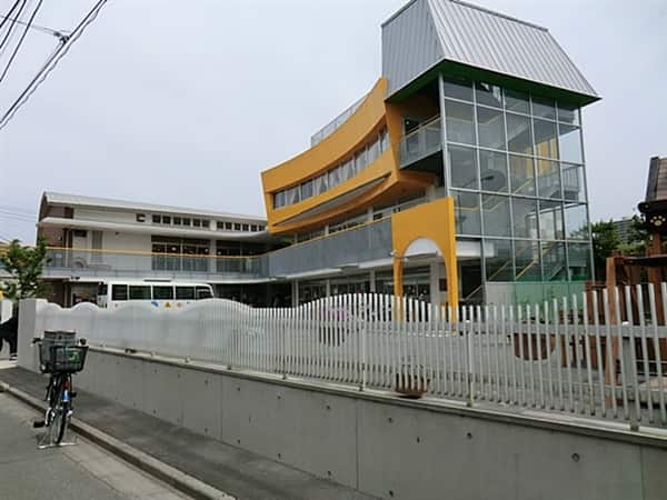 平間幼稚園まで約408m
