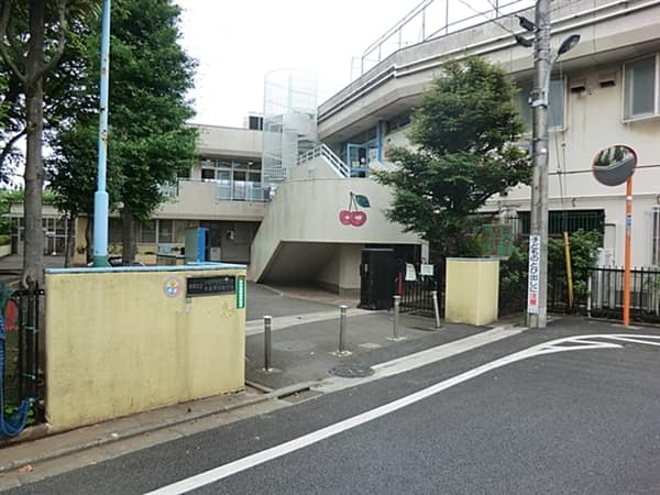 練馬区立大泉学園保育園まで約872m