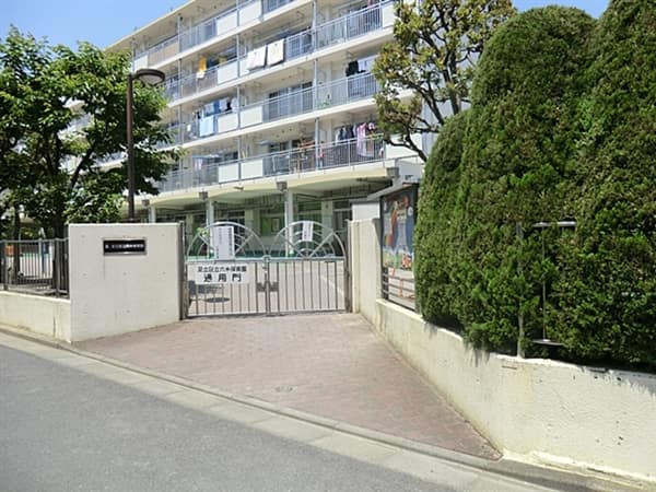 六木保育園まで約1296m