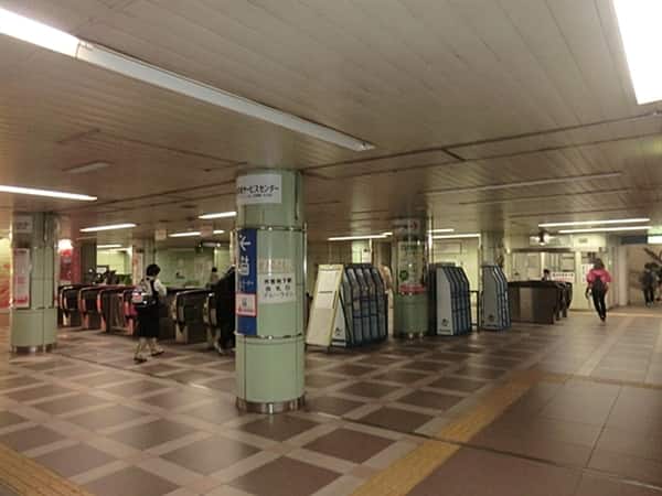 ブルーライン「上大岡」駅