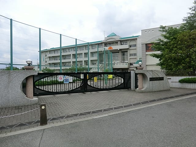 さいたま市立向小学校