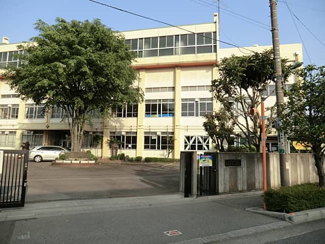 川口市立十二月田小学校