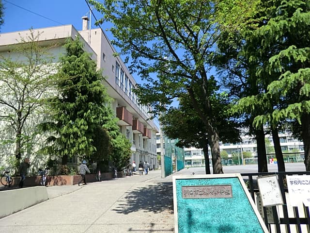 川口市立柳崎小学校