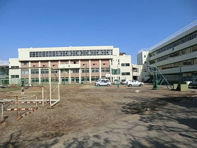 川口市立在家中学校
