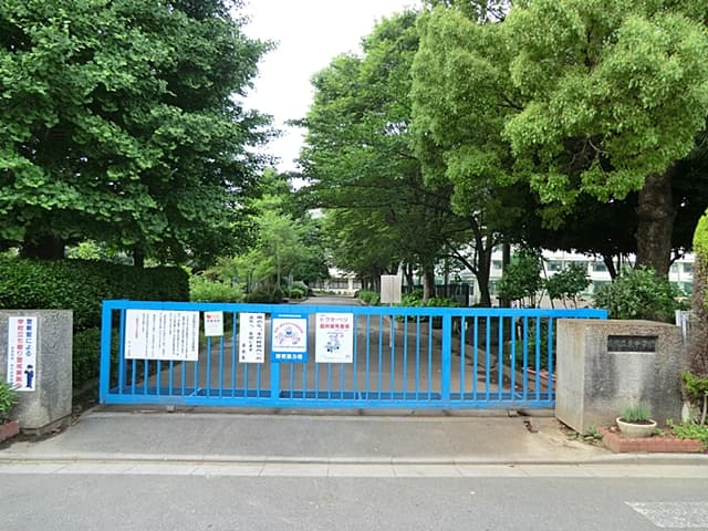 蕨市立東中学校