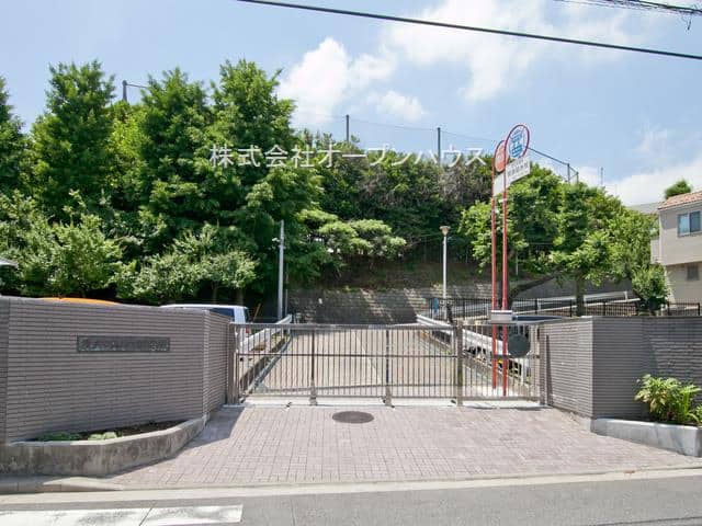 横浜市立上の宮中学校