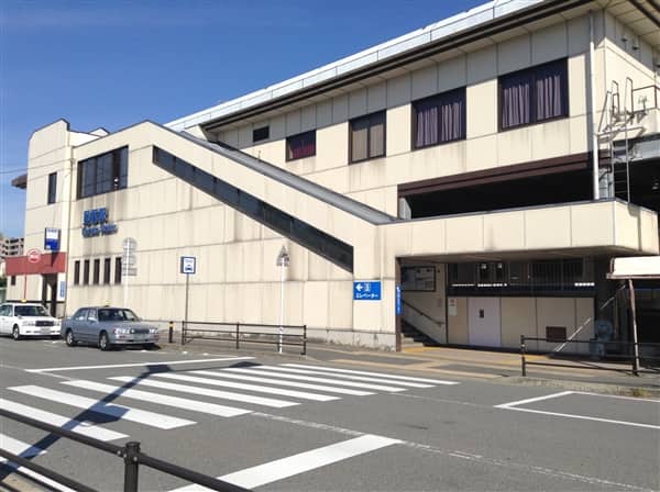 福岡市地下鉄箱崎線「貝塚」駅まで約1200m