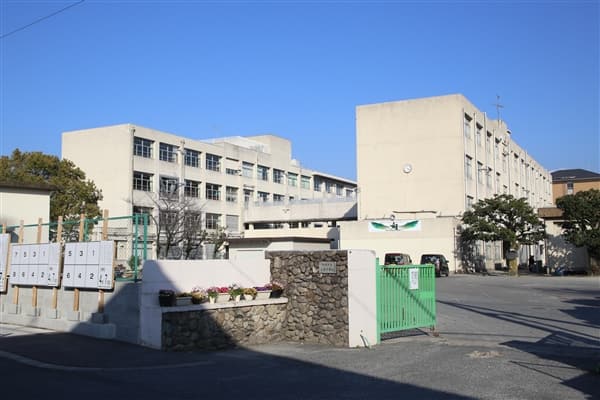 福岡市立三宅中学校