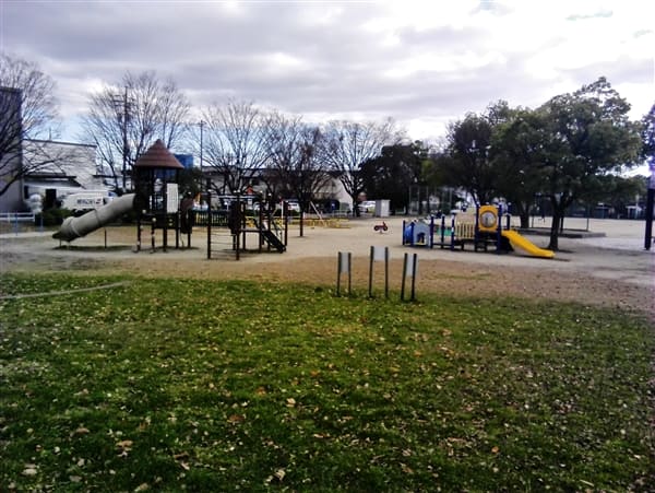 山下公園まで約553m