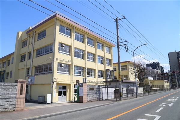 福岡市立草ケ江小学校