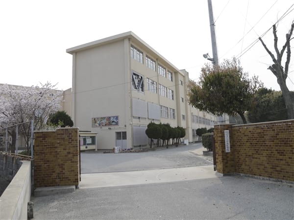 福岡市立多々良中央中学校