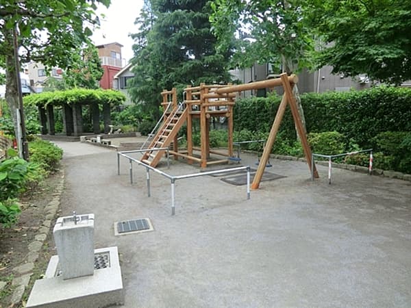千種児童遊園まで約14m