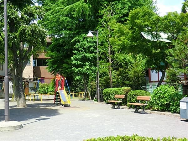 上北沢八幡公園まで約200m