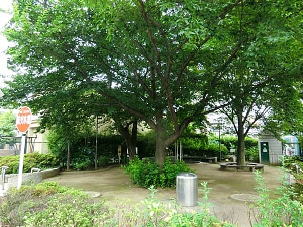 柳窪南公園まで約1088m