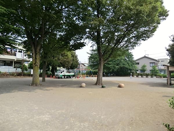 赤塚六丁目公園まで約1358m