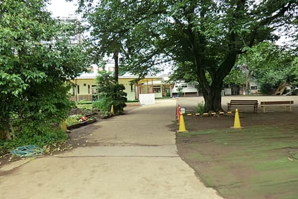 田無向ヶ丘幼稚園まで約246m