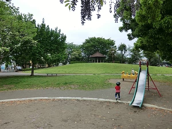 吉方公園まで約767m