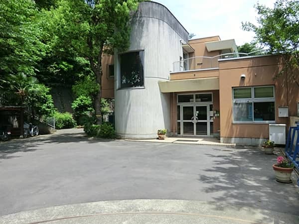 稲城市立第五保育園まで約1282m