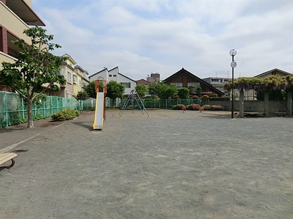 下小田中３丁目公園まで約852m