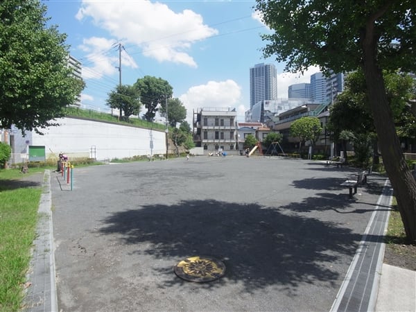 北加瀬公園まで約424m