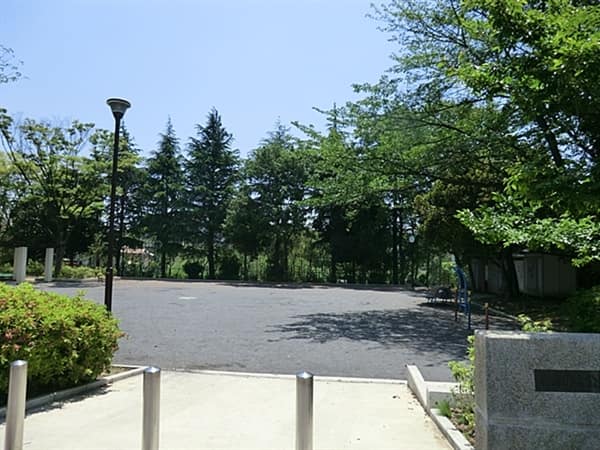 もみの木公園まで約162m