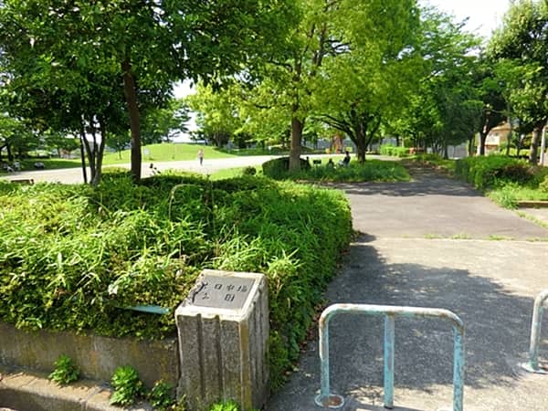 十日市場公園まで約1356m