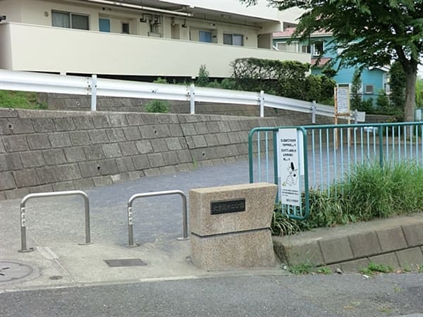 北寺尾第二公園まで約576m