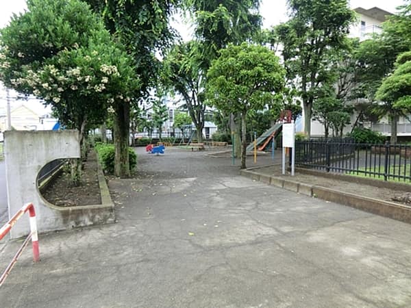 文京青空公園まで約619m
