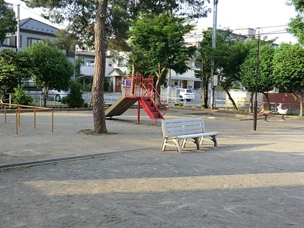 仲仙道公園まで約376m