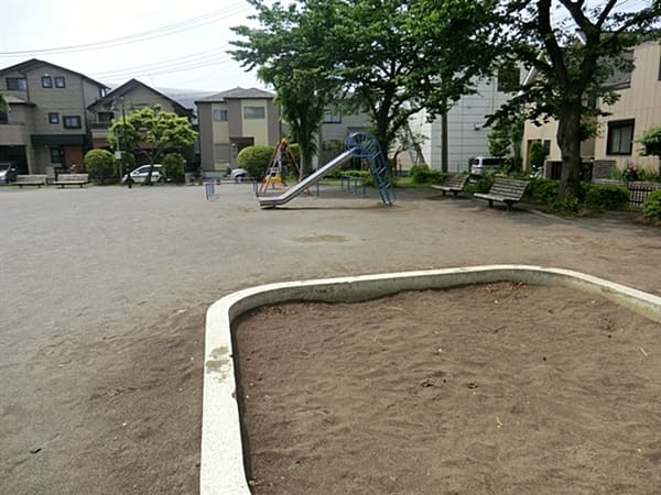 辻中道公園まで約620m