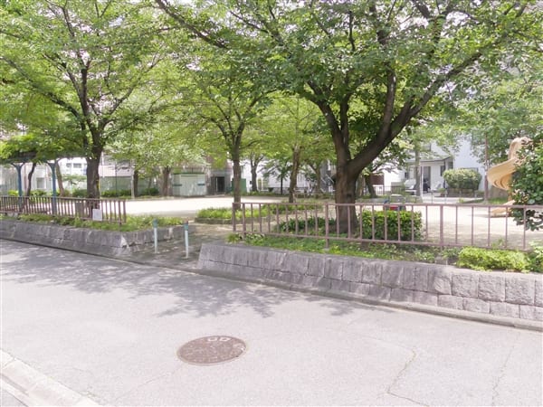 六郷三桜公園まで約830m