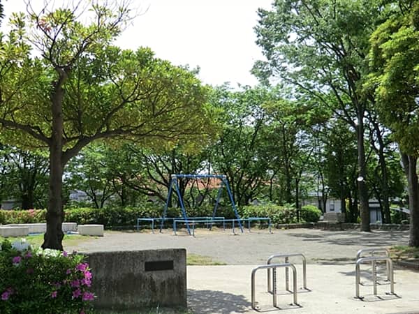 鴨志田第三公園まで約645m