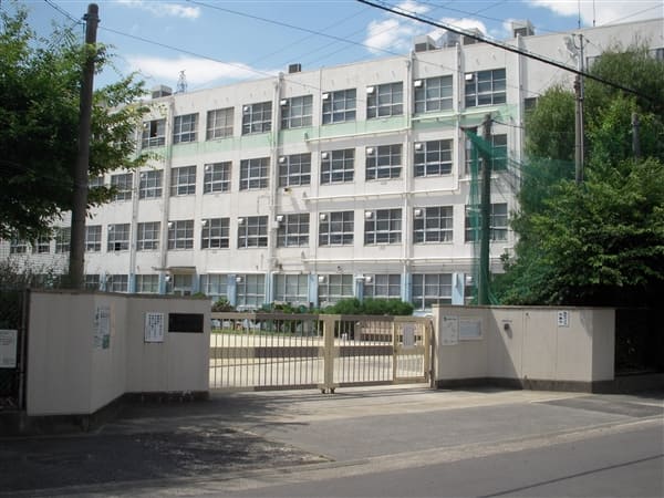 名古屋市立港楽小学校