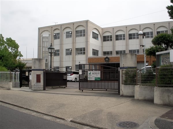 名古屋市立東丘小学校