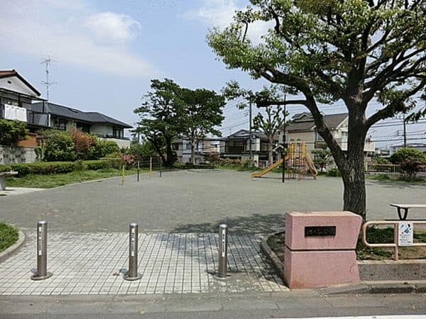池ノ谷公園まで約621m