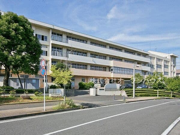 横浜市立十日市場中学校