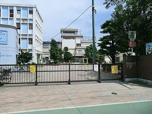市川市立八幡小学校
