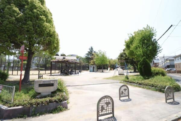 赤坂公園まで約1247m