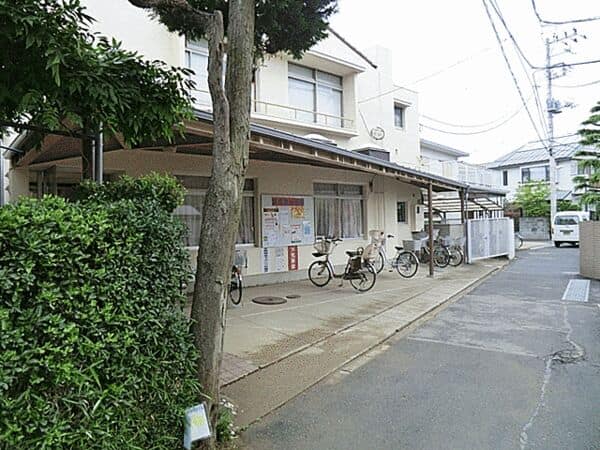 富貴島幼稚園まで約443m