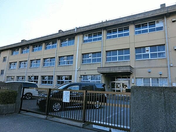 浦安市立富岡中学校