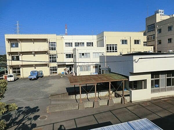 町田市立成瀬中央小学校