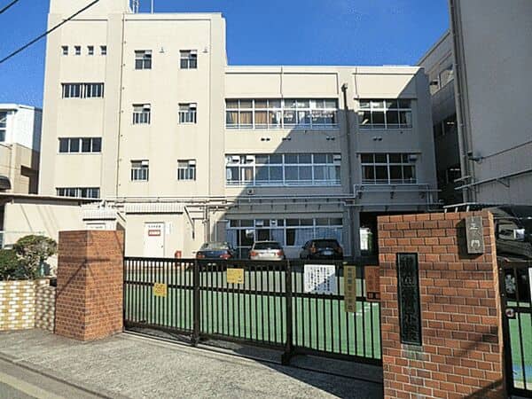 横浜市立青葉台小学校