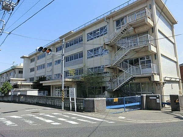 川崎市立南百合丘小学校