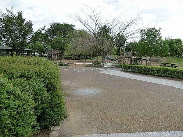 前原公園まで約433m