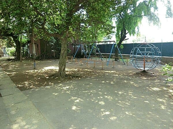 本太児童公園まで約684m