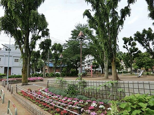 三園公園まで約805m