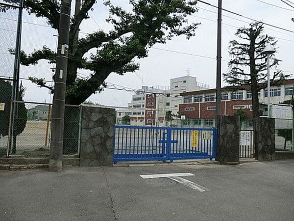 小金井市立緑中学校